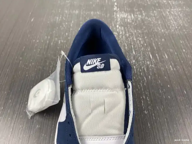 Rep CJ7891-400 Low 1 Midnight Jordan Navy SB 0407